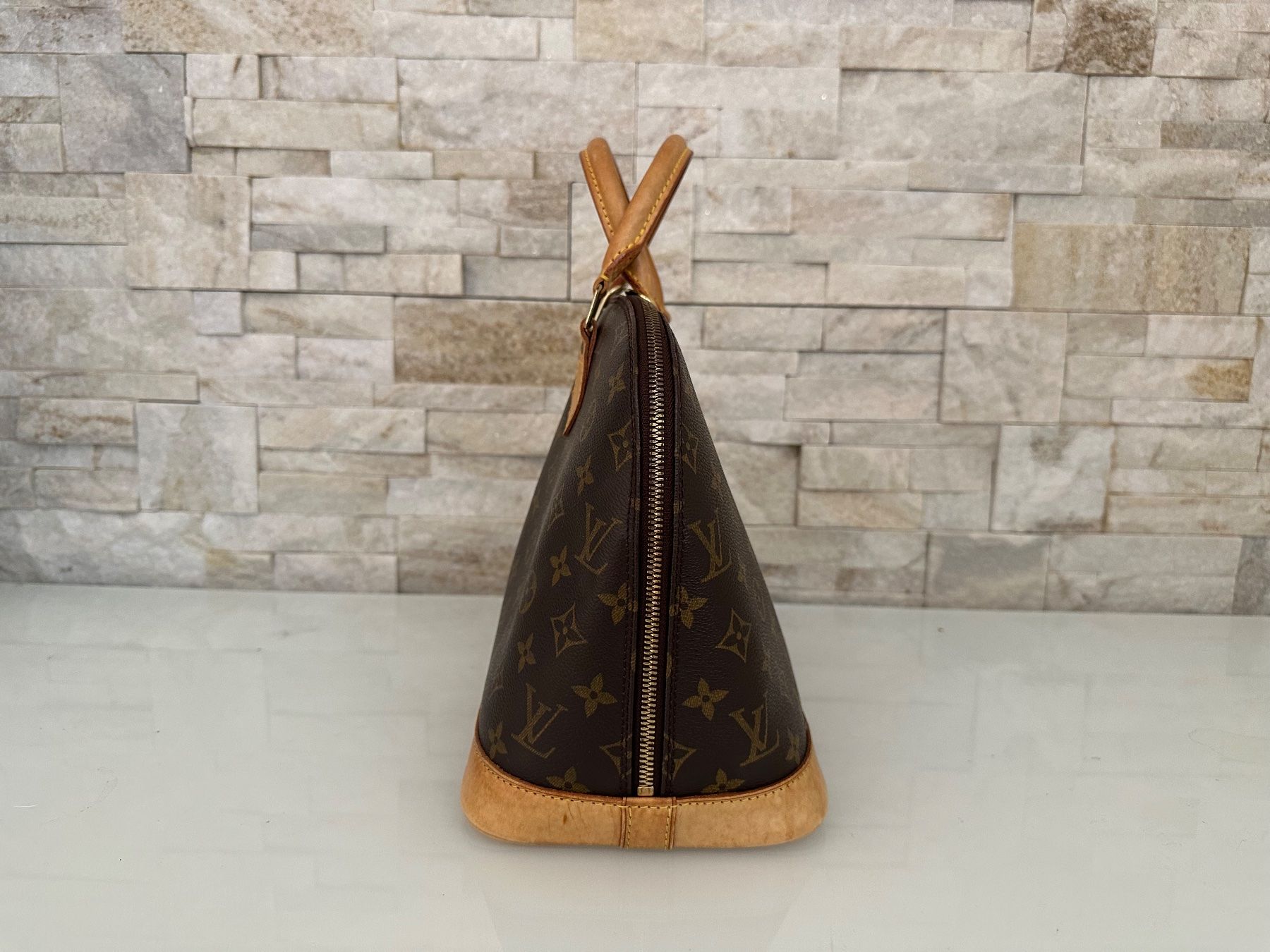 Louis Vuitton Borse da donna: Louis Vuitton Alma Canvas - Nr. 751 – Usato da Hittnau venduto da LuxAndMore 3