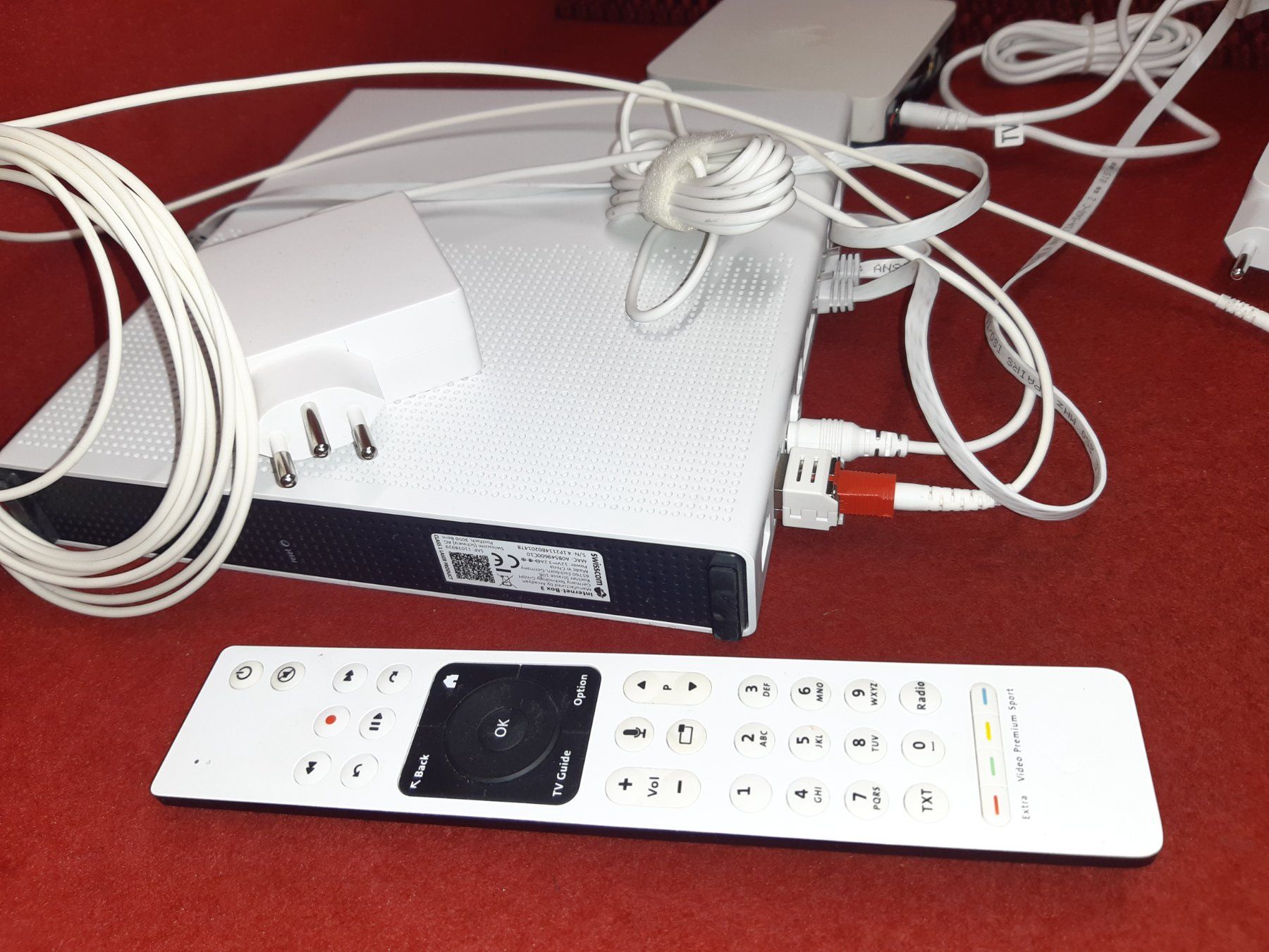 Swisscom Modems & Router: Modem, TV Box, Netzgerät?? Swisscom-Ware? – Gebraucht aus Lohn-Ammannsegg von Molch7 4