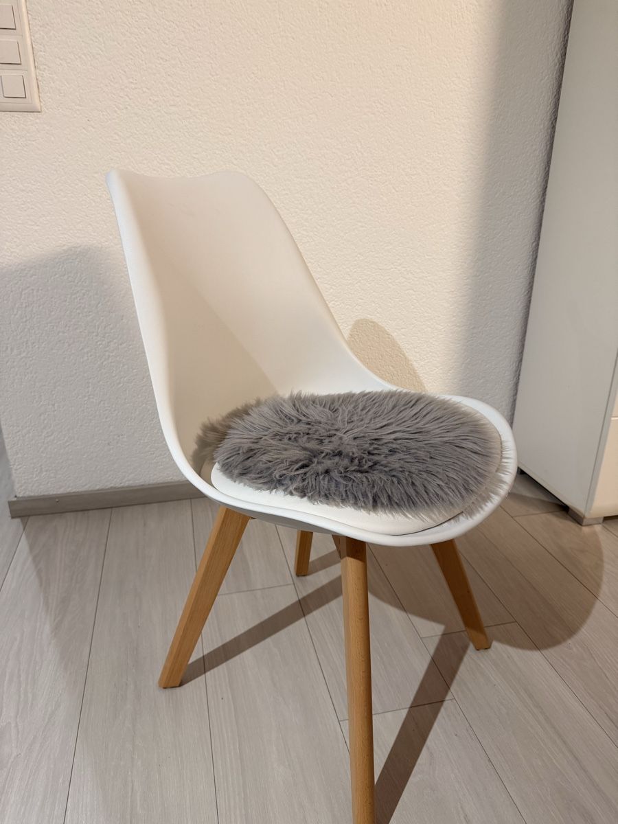 Conforama Sedie: Chaise blanche avec pieds bois – Usato da Murten venduto da AylaSss 3