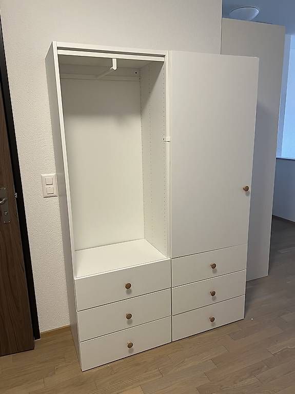 Garderobe: Garderobe Pax (Ikea) – Gebraucht aus Goldswil b. Interlaken von Stoeckli01 1