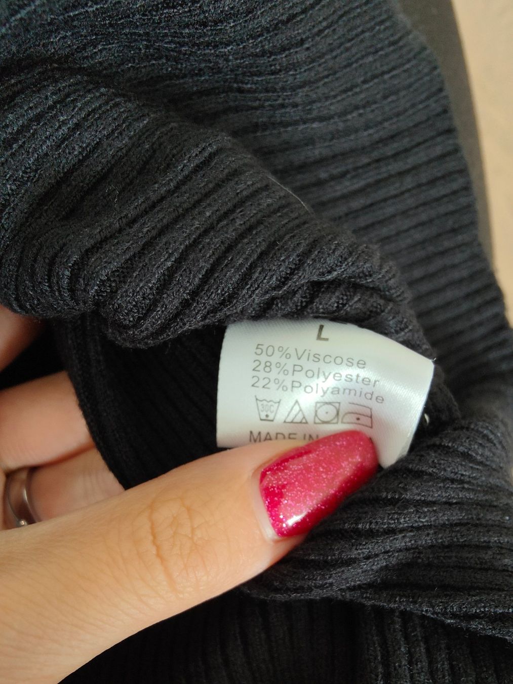 Pulls & Sweat-shirts: Rollkragenpullover - Grösse L – Neuf avec emballage d'origine à Rickenbach b. Wil par Beautiful.Things 4