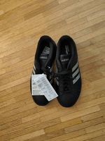 Turnschuhe 
