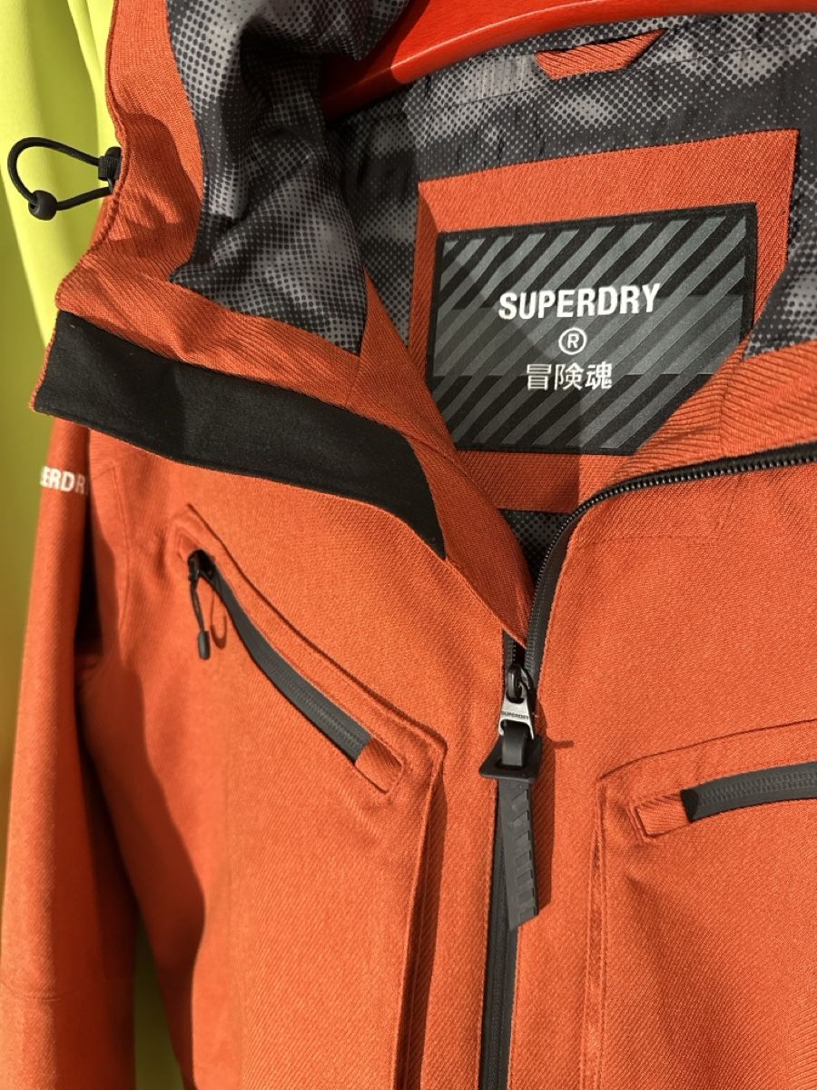 Superdry Vestes: Giacca da sci Superdry arancione come nuova – D'occasion à Bioggio par Kim1974 1