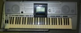 Yamaha PSR 3000 Elektrisches Keyboard - Silber