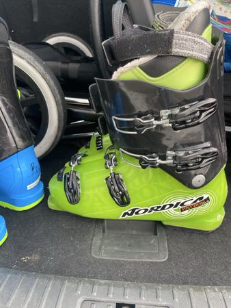 Nordica Skischuhe, Gr. 270-280