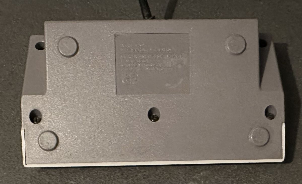 Nintendo Controller: Nintendo NES Four Score Adapter – Usato da Kestenholz venduto da Matti_11 1