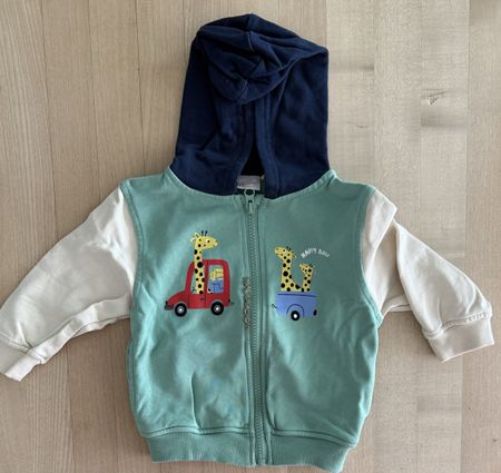 Baby Kapuzenjäckli Gr. 74/80 - Perfekt für den Übergang!