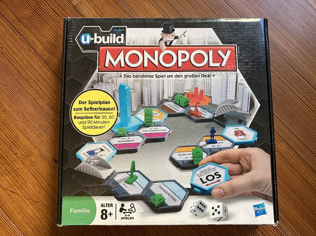 Hasbro Giochi: Spieleklassiker Monopoly U-Build – Usato da Winterthur venduto da Ronan77