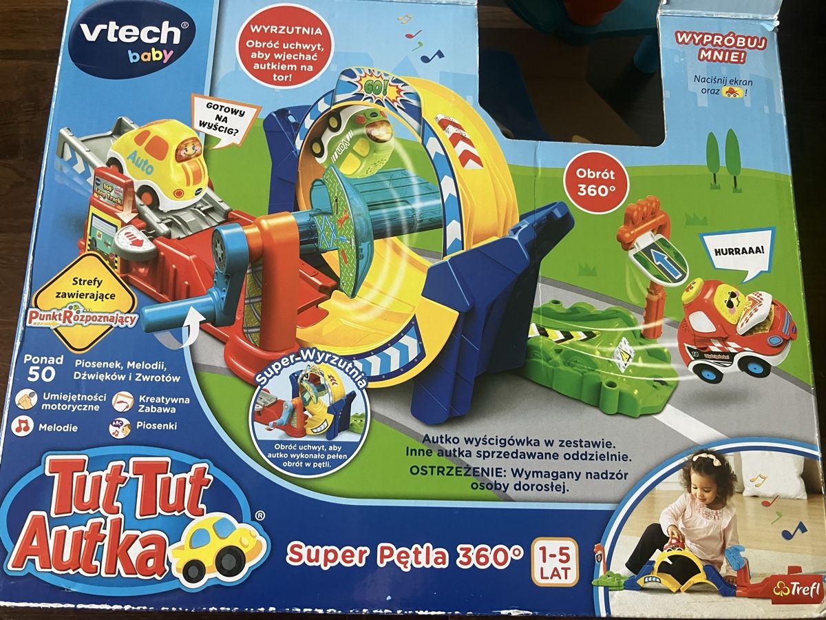 Jouets: Auto Rennbahn  – D'occasion à Adliswil par gac_7kqc