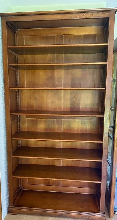 Étagères: Bibliothèque  – D'occasion à Glattpark(Opfikon) par iri_m7qb 1