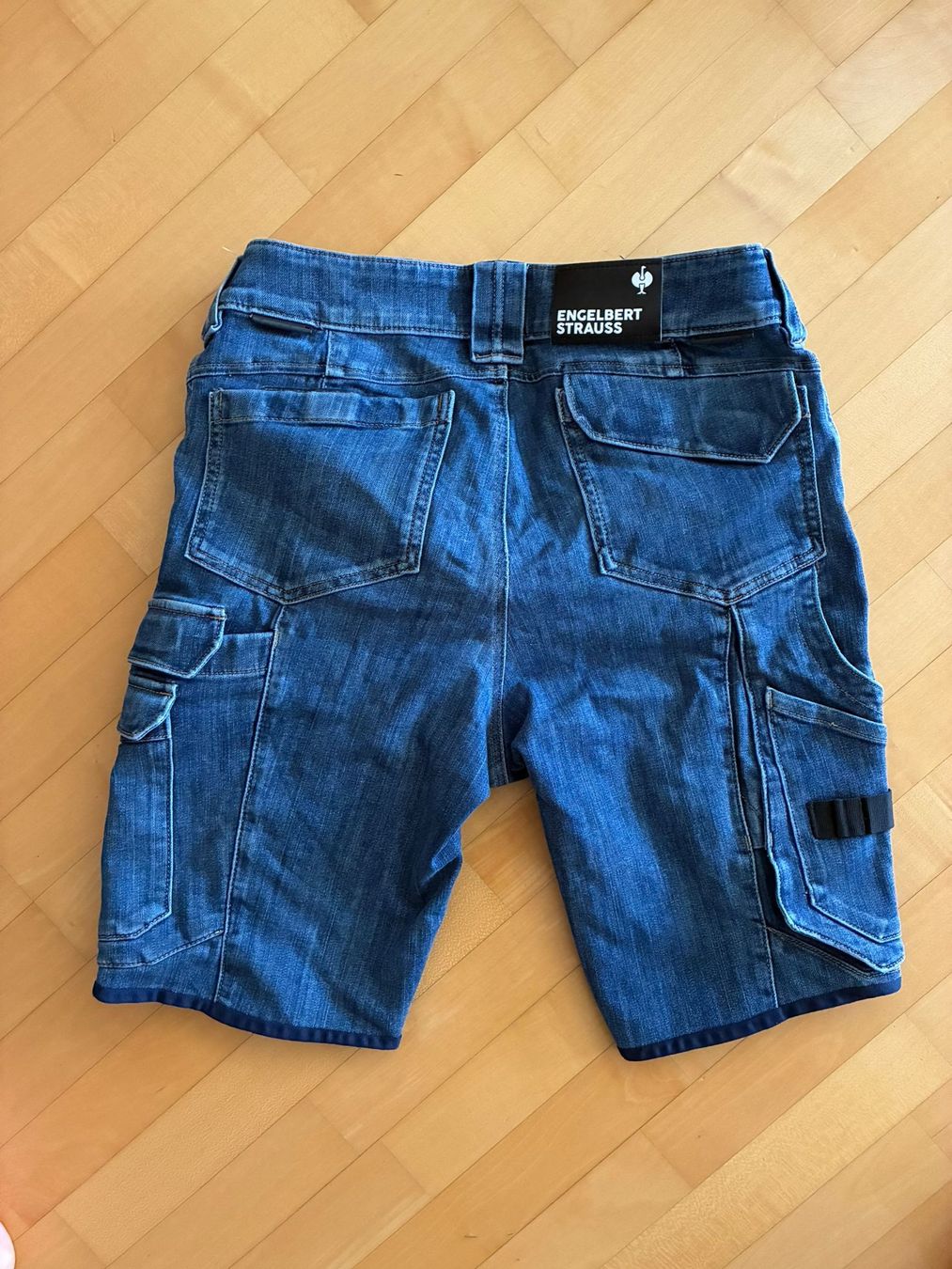 Engelbert Strauss Jeans: Engelbert Strauss Jeans Short gr.46 – D'occasion à Aadorf par JFPS