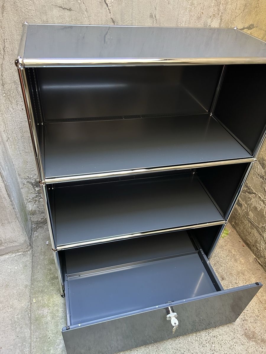 Scaffali: USM Haller Original Regal – Usato da Basel venduto da ute_jnn8 2