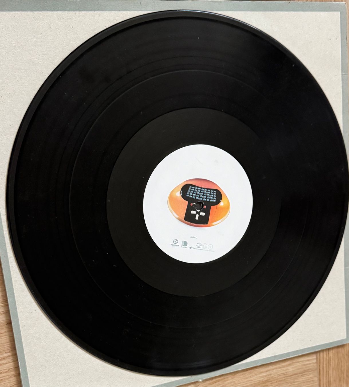 Dischi in vinile: Schallplatte Spaced Inuader – Usato da Walperswil venduto da So1me25 4