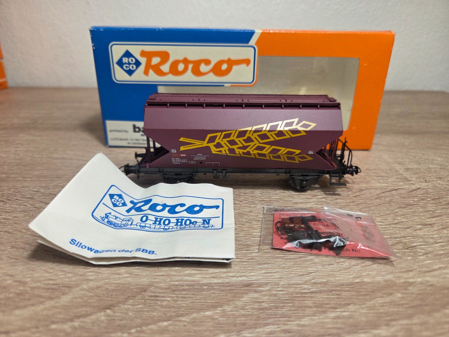 Roco Modellini di ferrovie: Roco 291025 Silowagen SBB H0 – Nuovo e nell'imballaggio originale da St-Aubin-Sauges venduto da Lo_Go 5