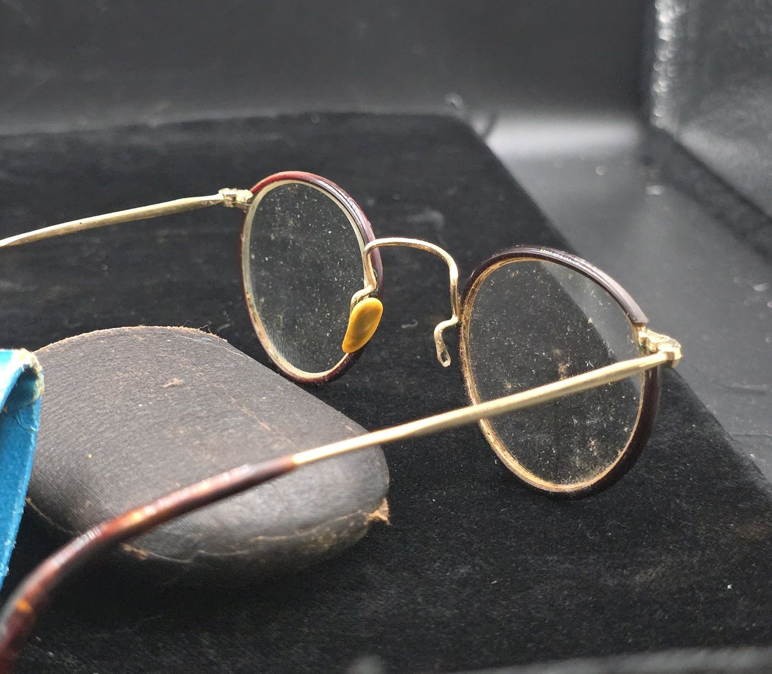 Occhiali & Lenti: Alte Brille mit Etu – Usato da Rorschacherberg venduto da snOOpydOg11 6