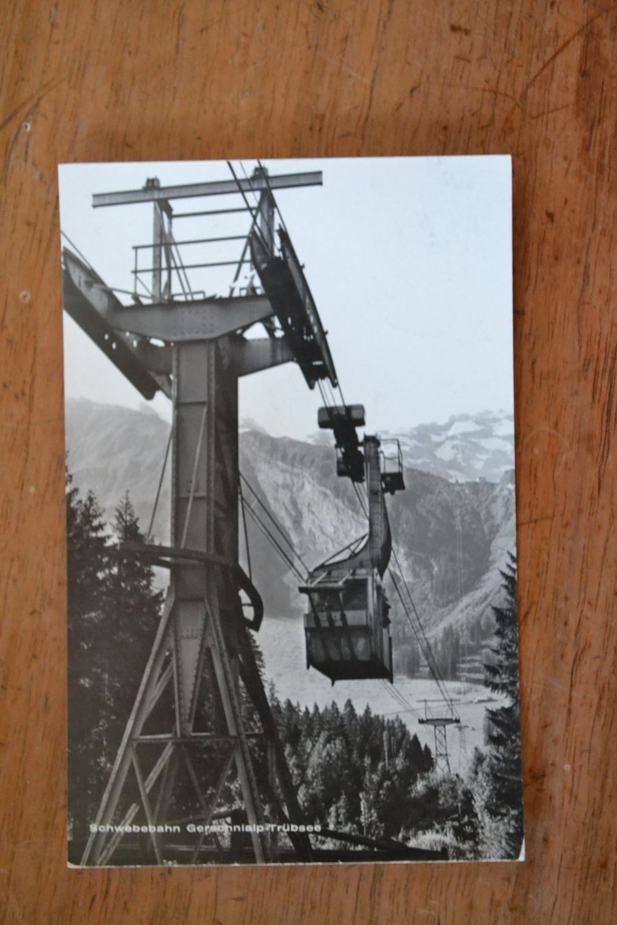 Cartoline postali: AK Schwebebahn Gerschnialp-Trübsee OW – Usato da Beinwil am See venduto da kajak55