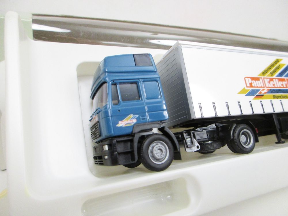 Modell-LKW Man M2000 Mit Logo & Flasche – H0 1:87, Oldie-Sattelzug Zum Sammeln & Spielen