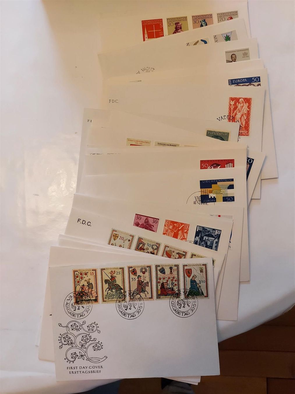 Tutti i francobolli: Liechtenstein  FDC Slg 1961 - 1997 – Usato da Winterthur venduto da Kyoung 1