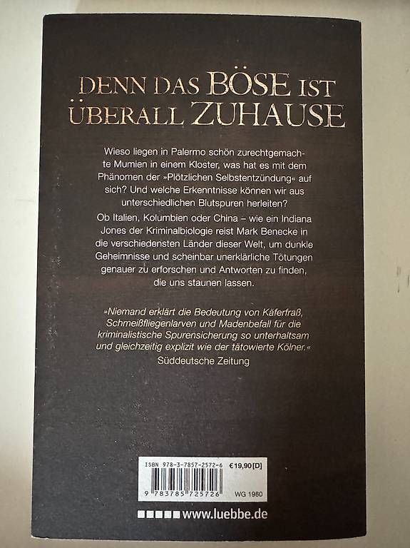 Livres: Buch: Mumien in Palermo – D'occasion à Basel par Chregu07 1