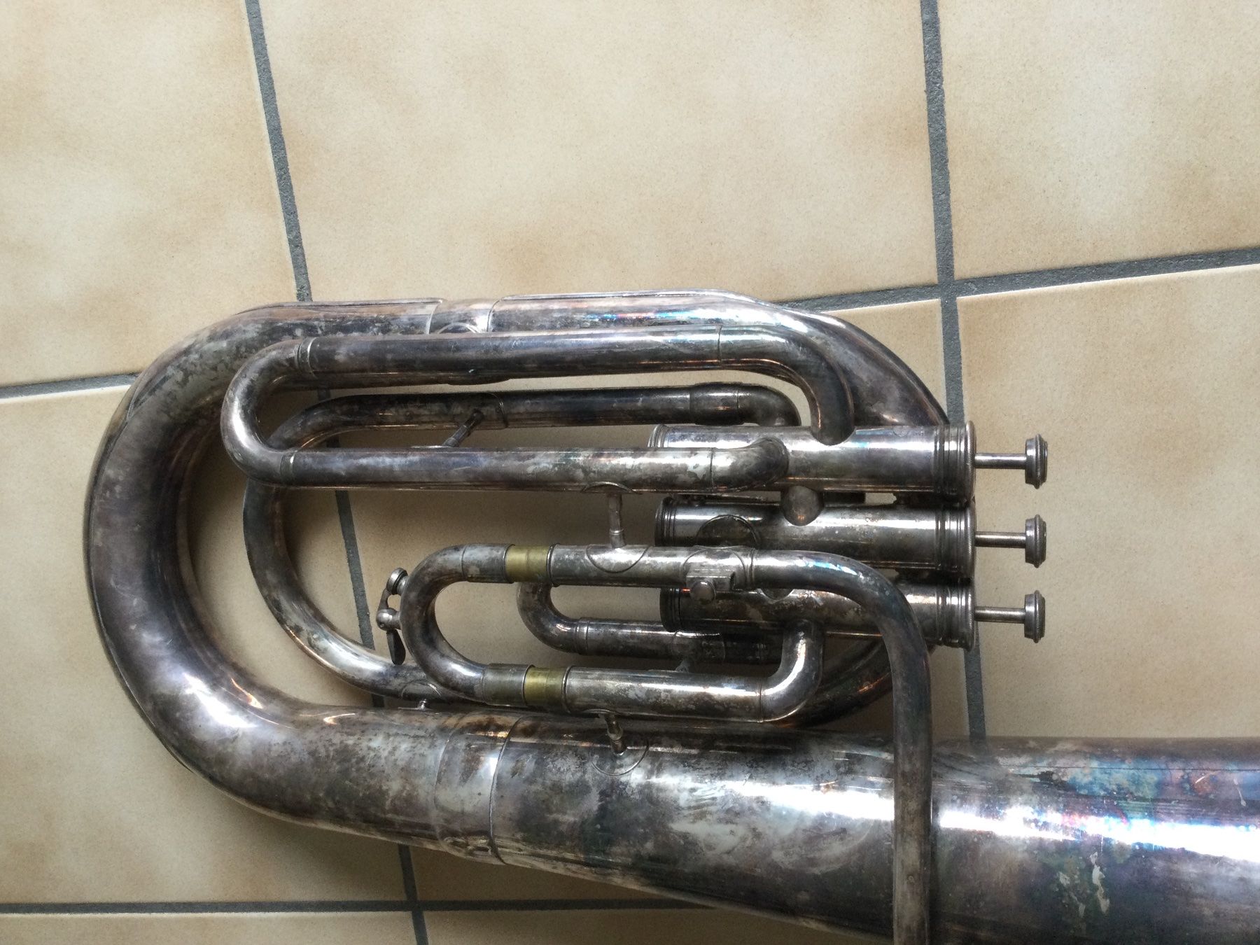 Strumenti musicali: Saxophone sib Antoine Courtois – Usato da Buttes venduto da ButtA15 8
