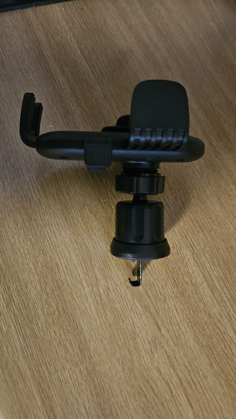 Staffe: Handyhalterung Auto – Usato da Schwanden Sigrisw venduto da Pumuckel27 1