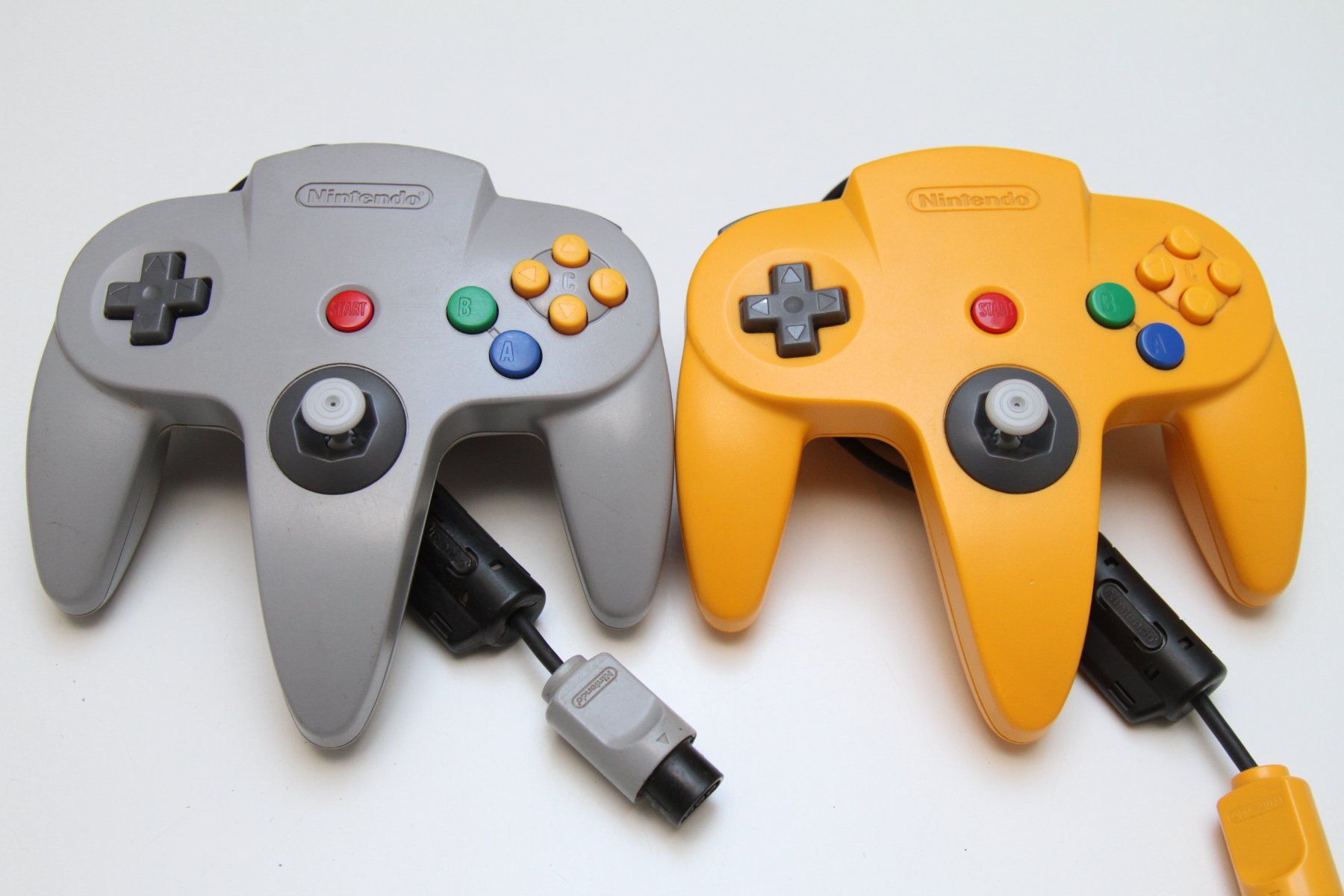Nintendo Console: N64 Konsole mit Spielen – Usato da Basel venduto da camelot99 3