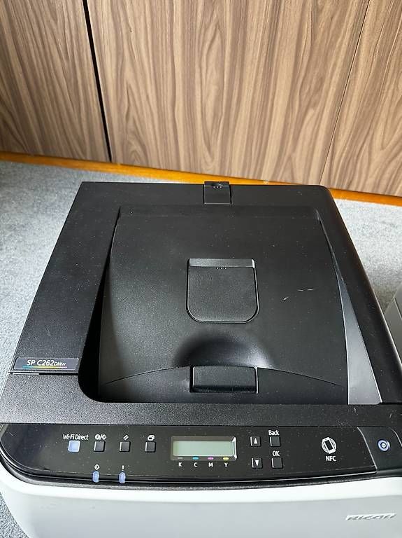 Stampanti: Ricoh SP C262DNw Farblaserdrucker, WLAN, Duplex – Usato da Netstal venduto da EduardKa 1