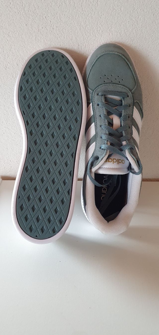 Adidas Scarpe da uomo: Adidas Grösse 39 1/3 – Nuovo (secondo la descrizione) da Weite venduto da rapunzel23