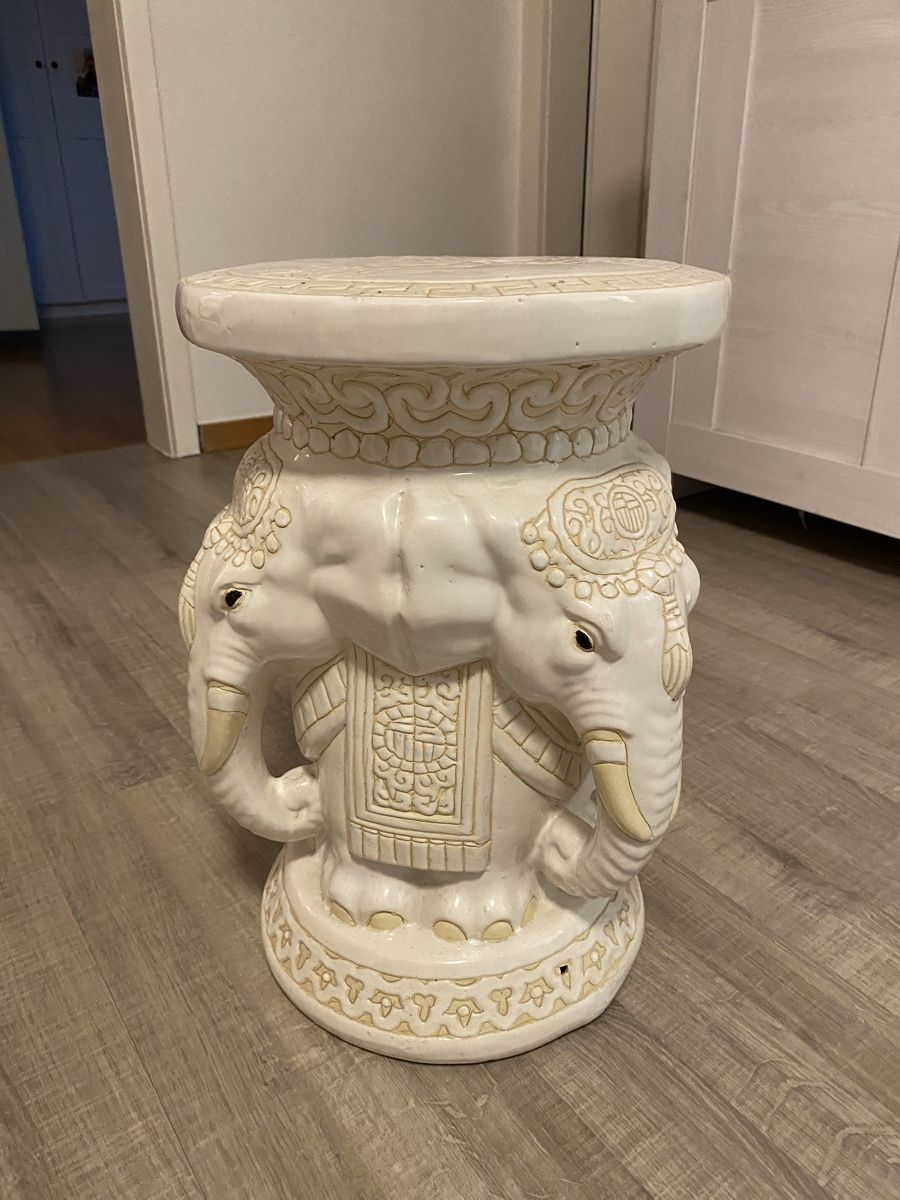 Altro in Decorazioni & Accessori: Vintage Inspired Ceramic Elephant Stand, Plant Table – Usato da Zürich venduto da oosterparker 2