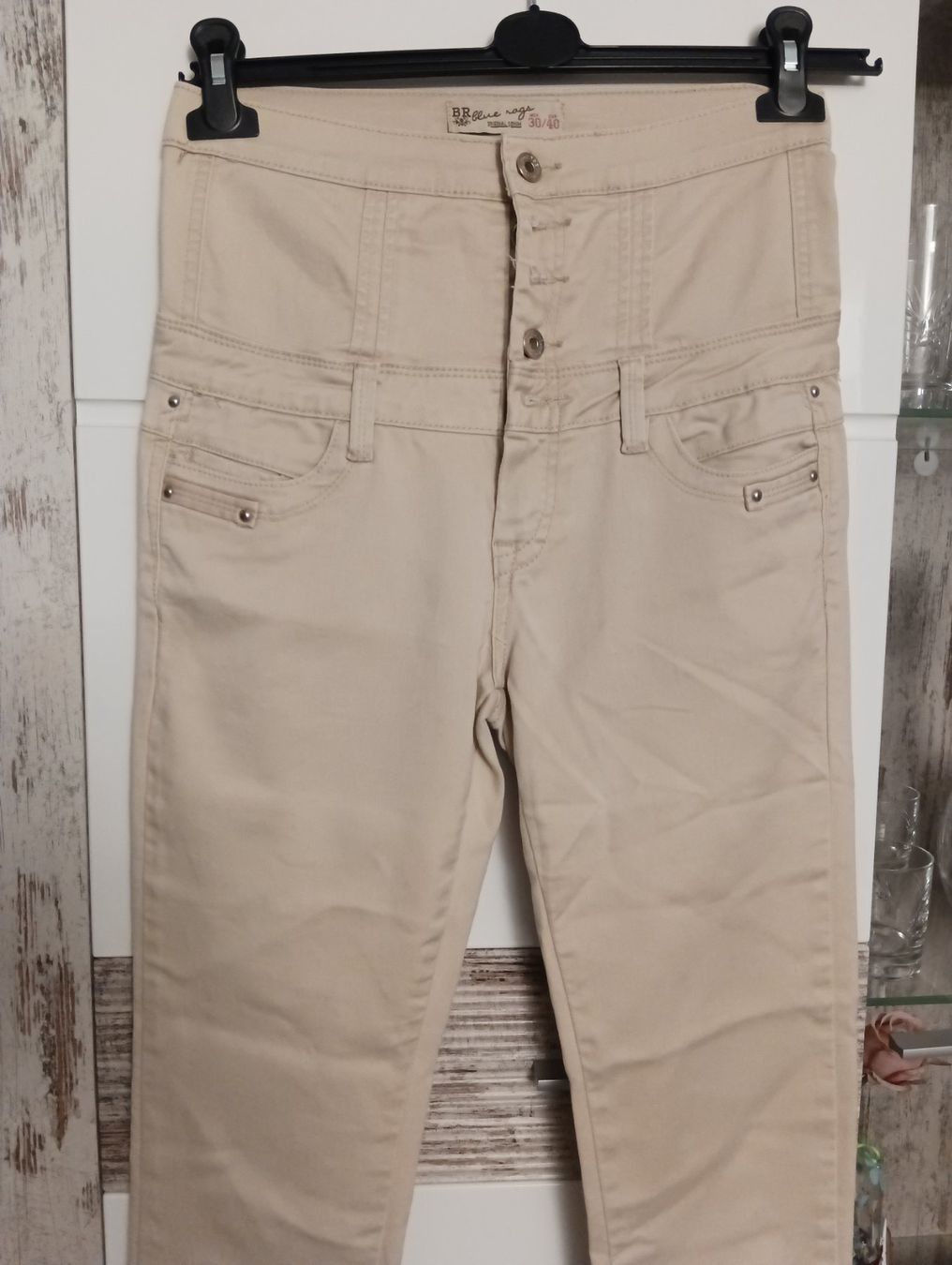 Pantaloni: Damenhose Gr. 40 – Usato da Oberweningen venduto da Bumblebee2