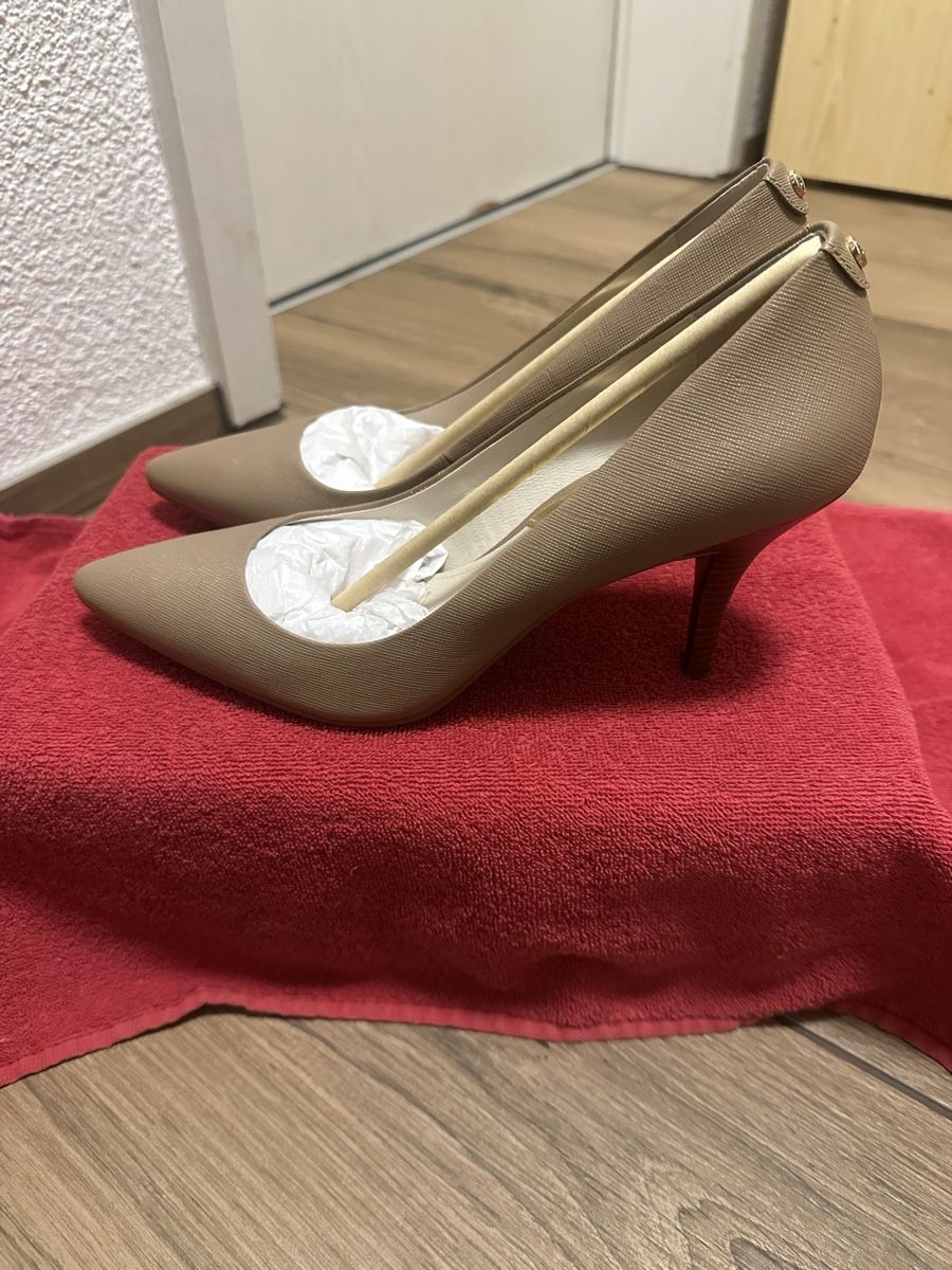 Michael Kors Scarpe da donna: Michael Kors Pumps Gr.39 – Usato da Pfungen venduto da Outlet64 2