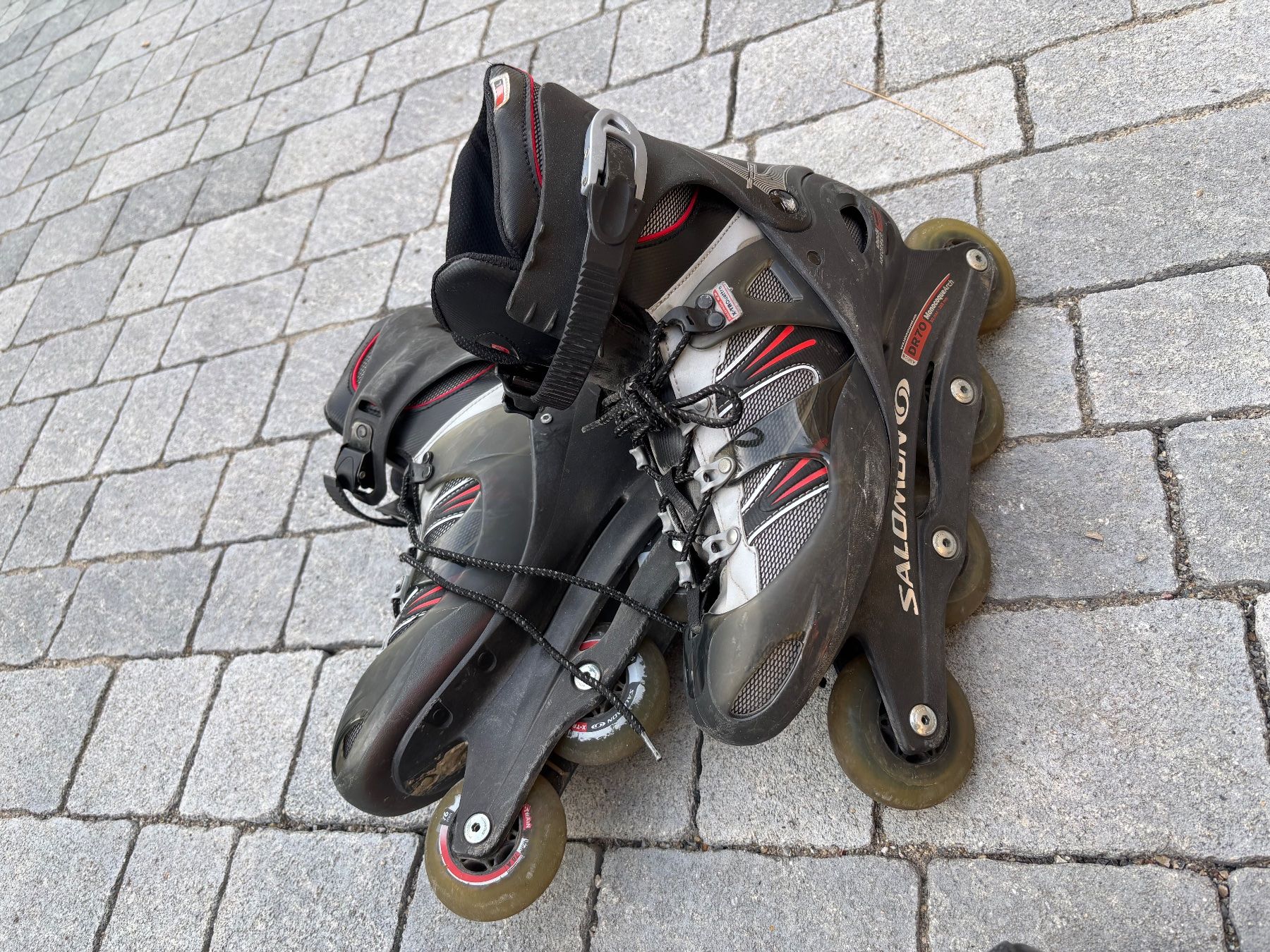 Salomon Pattini in linea & Pattini a rotelle: Inlineskates Salomon Grösse 45 – Usato da Gutenswil venduto da Erdbeerli05 1
