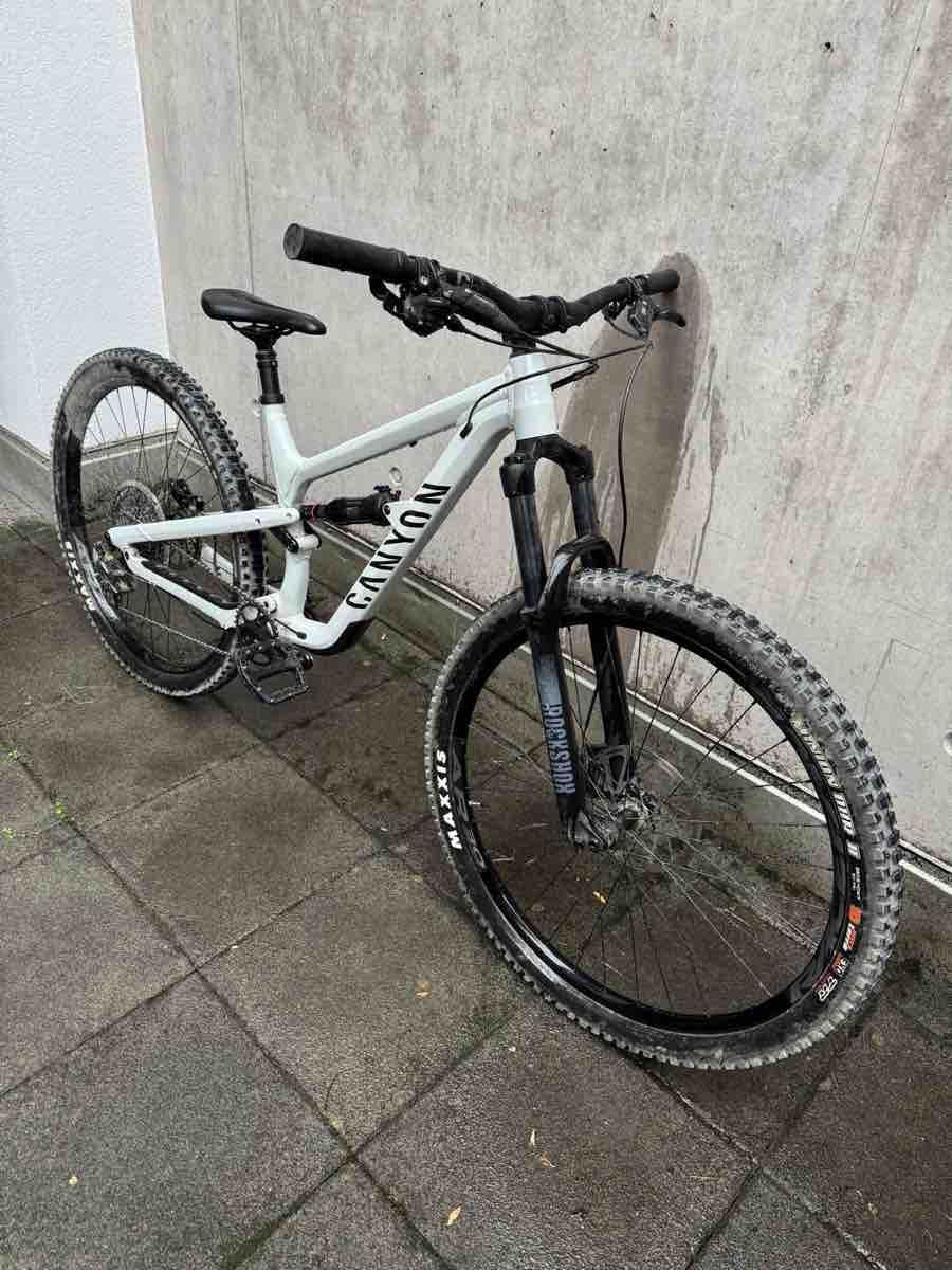 Canyon Biciclette: Canyon Spectral 5 Grösse M – Usato da Zürich venduto da cwaldvogel 3