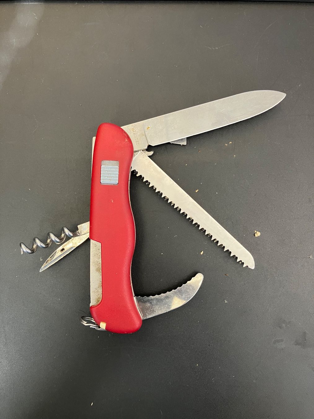 Victorinox Coltelli tascabile: Victorinox Sackmesser Hunter inkl. Lederholster – Usato da Aarburg venduto da Wendepunkt_Fundgrube 4