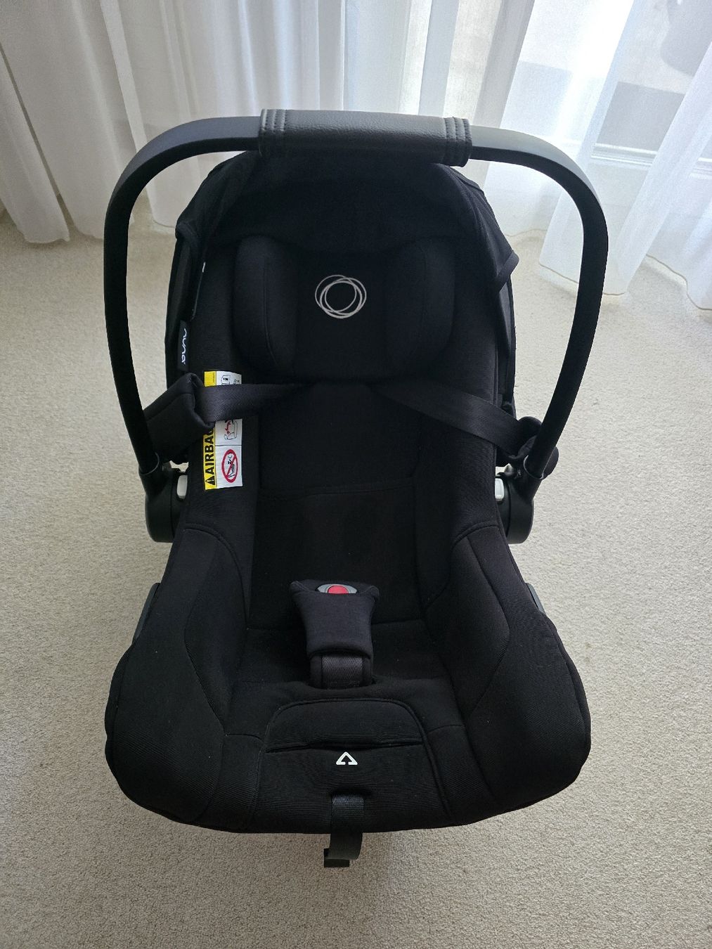 Nuna Seggiolini per auto: Gebrauchte Baby-Schale top Zustand – Usato da Zürich venduto da nav_ack0