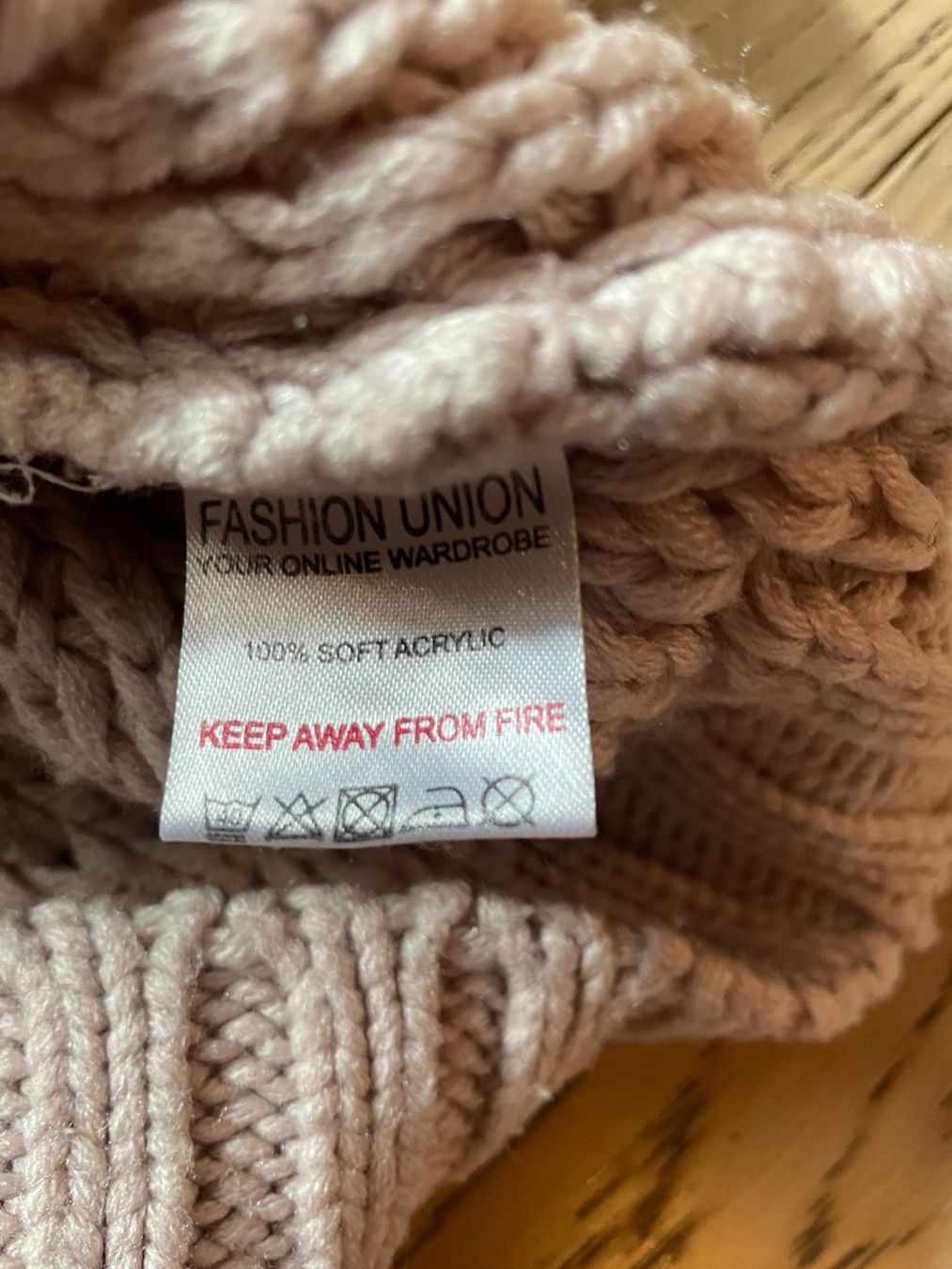Pulls & Sweat-shirts: Soft Pale Pink Long Pullover – Size 36 – Excellent Condition – D'occasion à Aire-la-Ville par sa__8skk 2