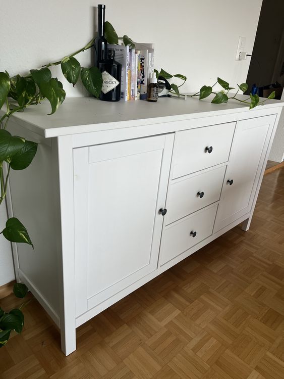 Elegantes Hemnes Kommode Masse Bildnull