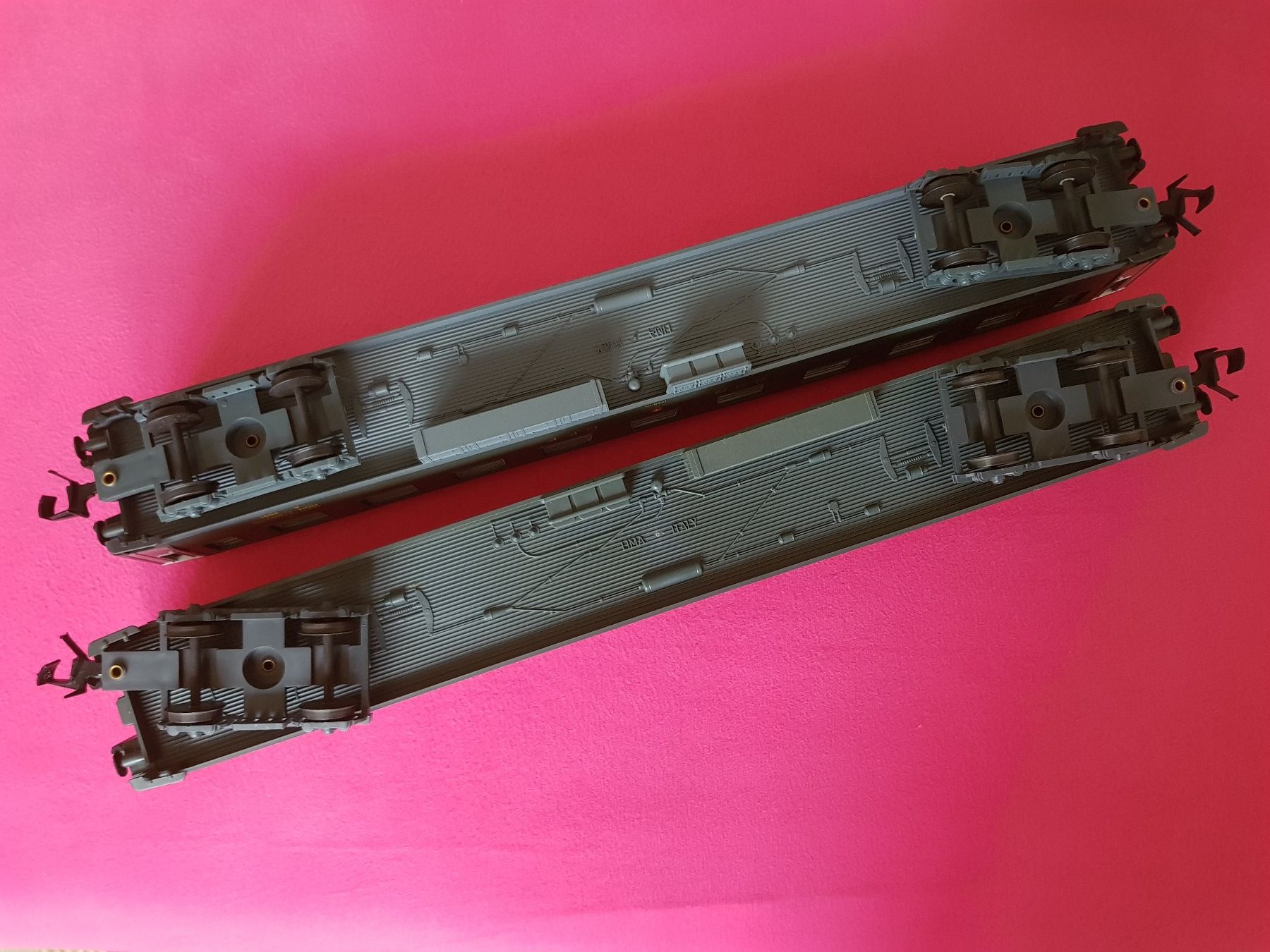 Lima Modelleisenbahnen: 2 Lima Personenwagen – Neu (gemäss Beschreibung) aus Luzern von inca55 3