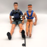 2 Action Man Figuren mit Zubehör