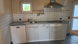 Einbauküche Siemens mit Backofen und Geschirrspüler
