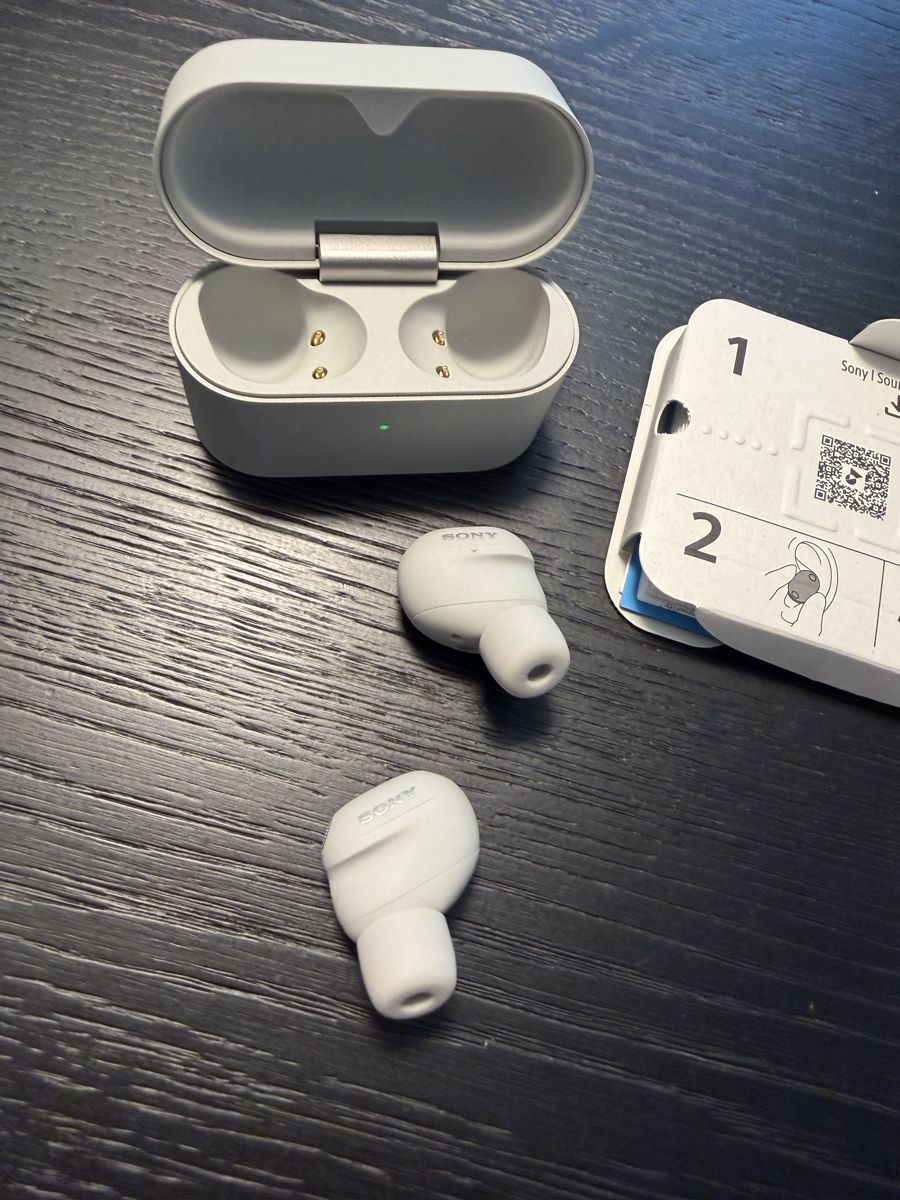 Sony Cuffie: Sony WF-1000XM6 – Nuovo (secondo la descrizione) da Bern venduto da Saeim