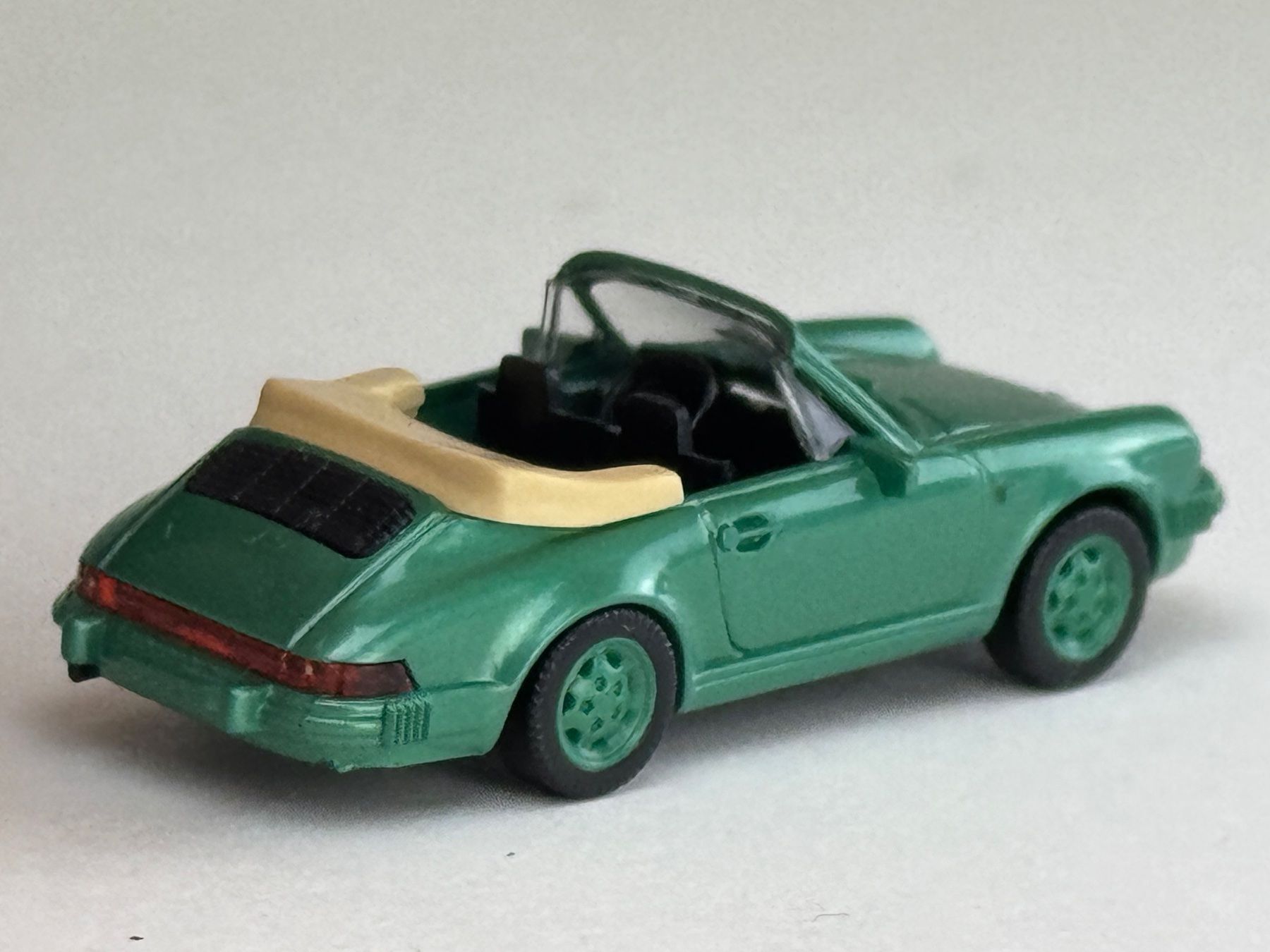 Wiking Modellini d'auto: Porsche 911 C Cabrio grün – Usato da Elm venduto da Wikmtz 1