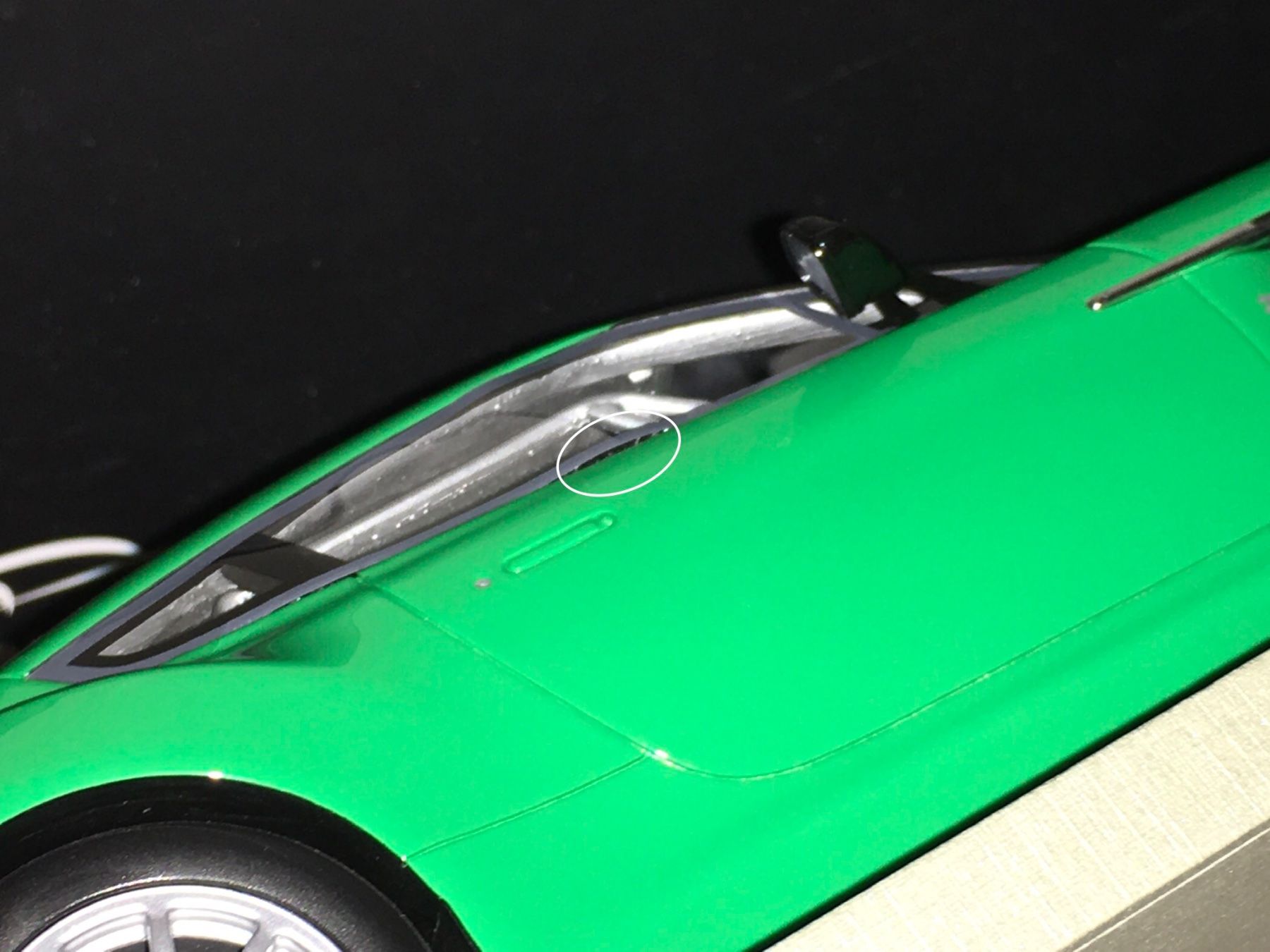 Aston Martin Modellini d'auto: Aston Martin V12 Zagato Race 1/18 Press Version – Usato da Wohlen AG venduto da PrivatSammlung 5