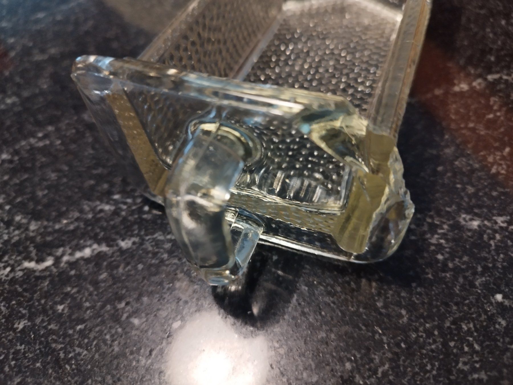 Tutte le decorazioni: Gewürzbehälter  Eischubfächer aus Glas Vintage – Usato da Granges-Paccot venduto da Ping1998 1
