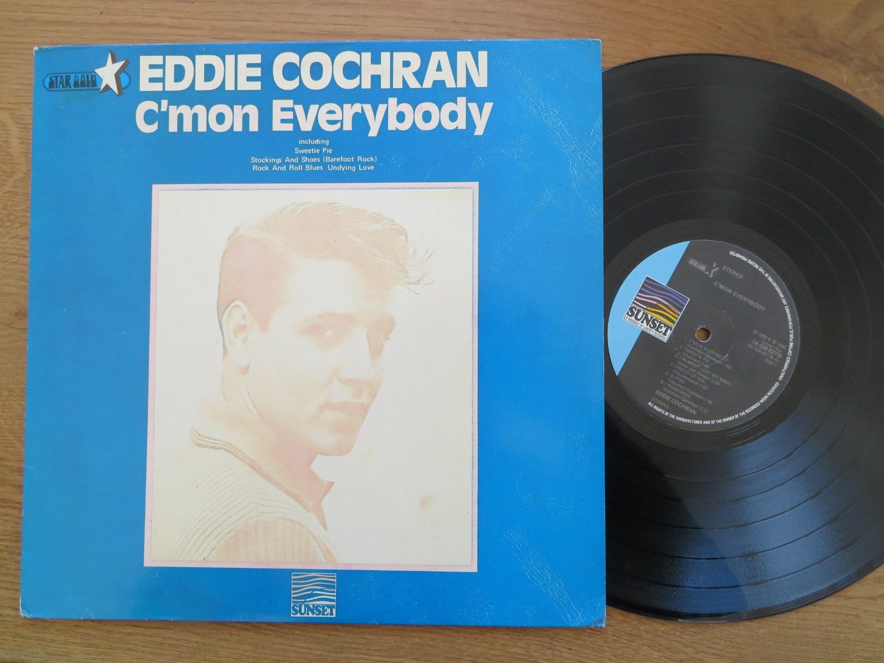 Dischi in vinile: EDDIE COCHRAN C MON EVERYBODY – Nuovo (secondo la descrizione) da Zürich venduto da max_cp5f