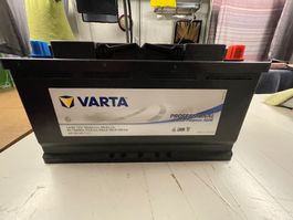 Wohnmobilaufbaubatterie für 1.00 Stutz