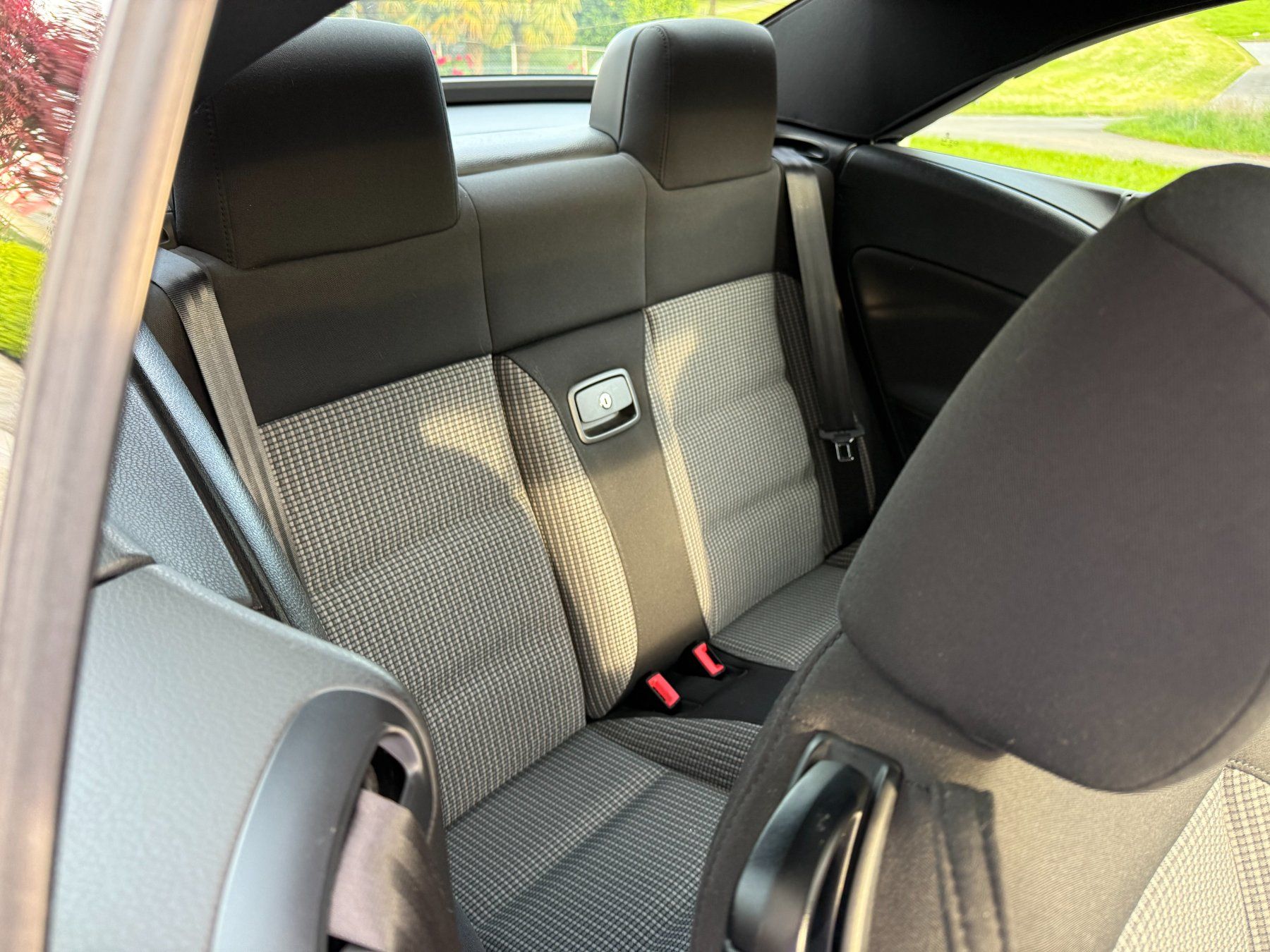 VW Autos: VW Eos 1.4 TSI Value BlueMotion Technology 1.Hand MFK 2025 – Gebraucht aus Wollerau von Felix011 6