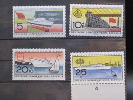 DDR 1960 Stapellauf Urlaubsschiff **