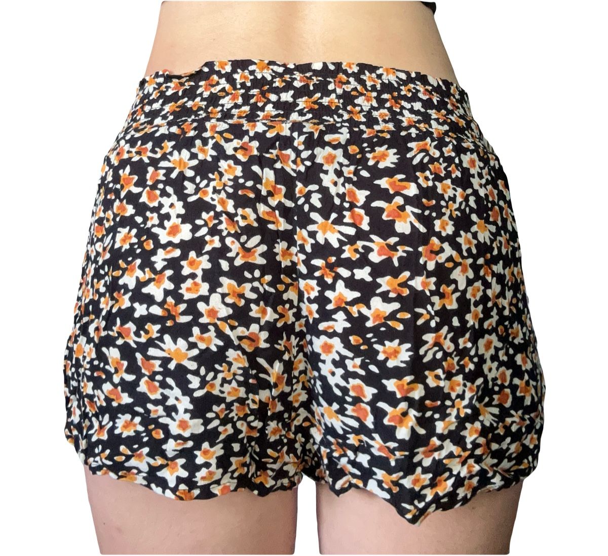 Urban Outfitters Hosen: Shorts Urban Outfitters – Neu (gemäss Beschreibung) aus Bern von jul_tv62 1