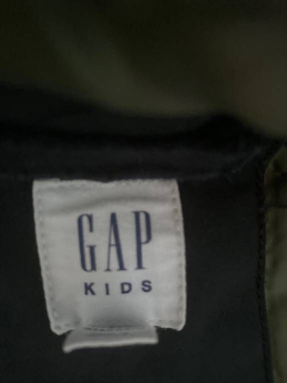 Vestes & Manteaux: Veste GAP pour garçon 6-7 ans, noir – D'occasion à Genève par Fencer3_914 2